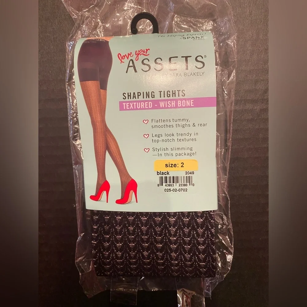 Assets by Sara‎ Blakely 1 Pair Textured Wishbone Shaping Tights Black Size 2